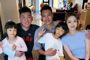翟晓川:结婚前工资都给父母保管 希望为首钢再拿一个总冠军