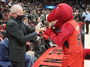 蜘蛛直播_蜘蛛免费NBA在线直播_蜘蛛足球无插件高清观看