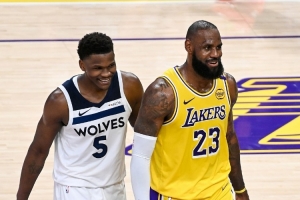 蜘蛛直播-免费无插件直播在线观看_蜘蛛直播nba免费高清现场直播