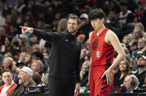蜘蛛直播_蜘蛛免费NBA在线直播_蜘蛛足球无插件高清观看