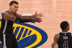 劲球直播-足球赛事直播-篮球赛事直播-NBA|CBA|英超直播