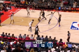 蜘蛛直播_蜘蛛免费NBA在线直播_蜘蛛足球无插件高清观看