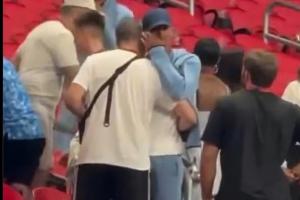 遭阿根廷逆转后贝林厄姆落泪,父母和女友在看台进行安慰
