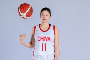 中国U17女篮主帅:期待队员不断成长 始终保持朝气蓬勃的状态