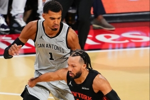 蜘蛛直播_蜘蛛免费NBA在线直播_蜘蛛足球无插件高清观看