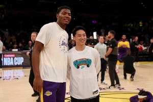 蜘蛛直播-免费无插件直播在线观看_蜘蛛直播nba免费高清现场直播