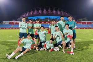 积极备战!韦世豪社媒晒国足训练胜利小队