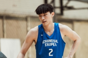 难救主!马建豪替补16分钟9中4拿到13分4板 三分5中2