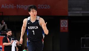 免兵役的诱惑!亚运男篮半决赛韩国半场36-24领先伊朗 李贤重11分