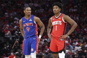 Shams:奥萨尔和阿门双胞胎兄弟双双斩获亿元合同 NBA首对