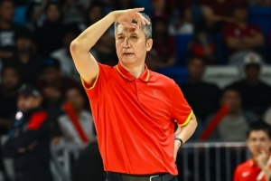 媒体人:郭士强肯定是不会下课的 这么长时间的集训 队员身心俱疲