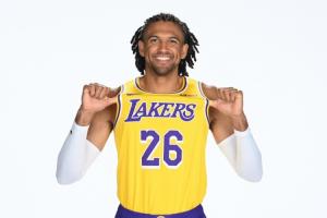 劲球直播-足球赛事直播-篮球赛事直播-NBA|CBA|英超直播