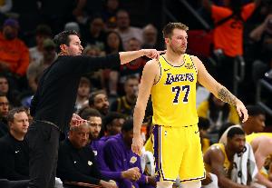 劲球直播-足球赛事直播-篮球赛事直播-NBA|CBA|英超直播