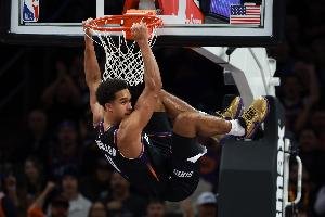 名记:太阳执行球队选项再续伊戈达罗为明智之举 250万堪称白菜价