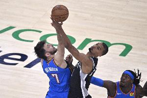 帕森斯:雷霆马刺的对抗对NBA是好事 哈滕应该承担球队硬汉角色